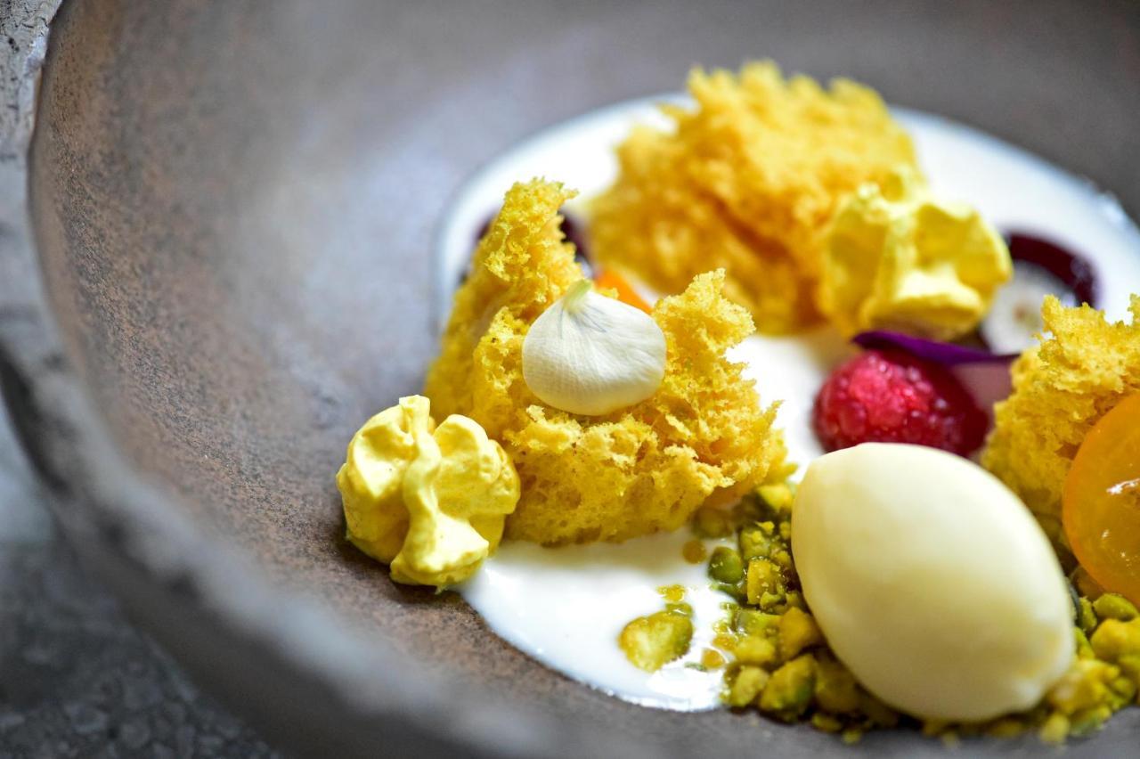 Porto Palacio Hotel By The Editory Εξωτερικό φωτογραφία Ingredients for an omelette
