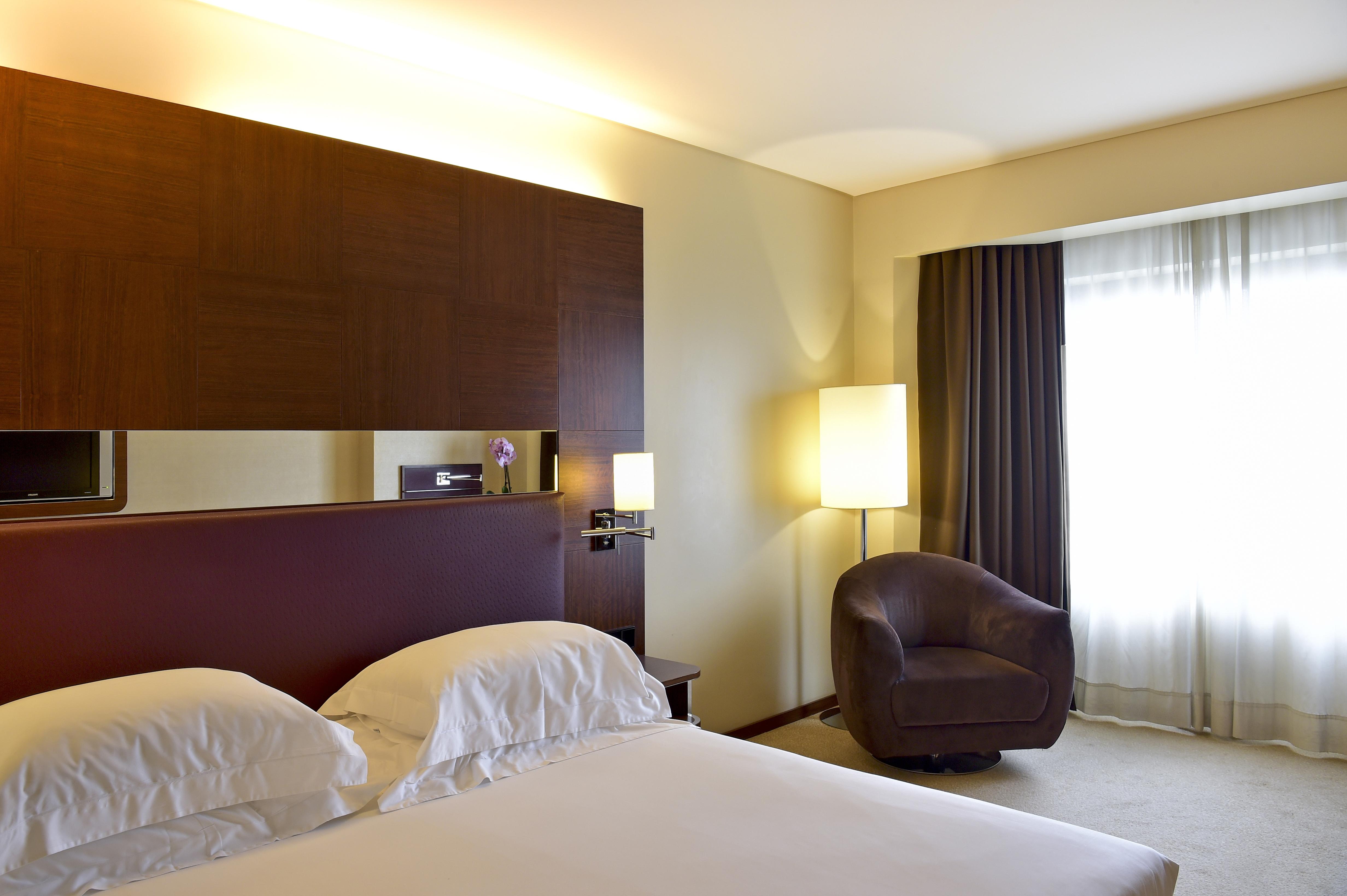 Porto Palacio Hotel By The Editory Εξωτερικό φωτογραφία A room at the hotel