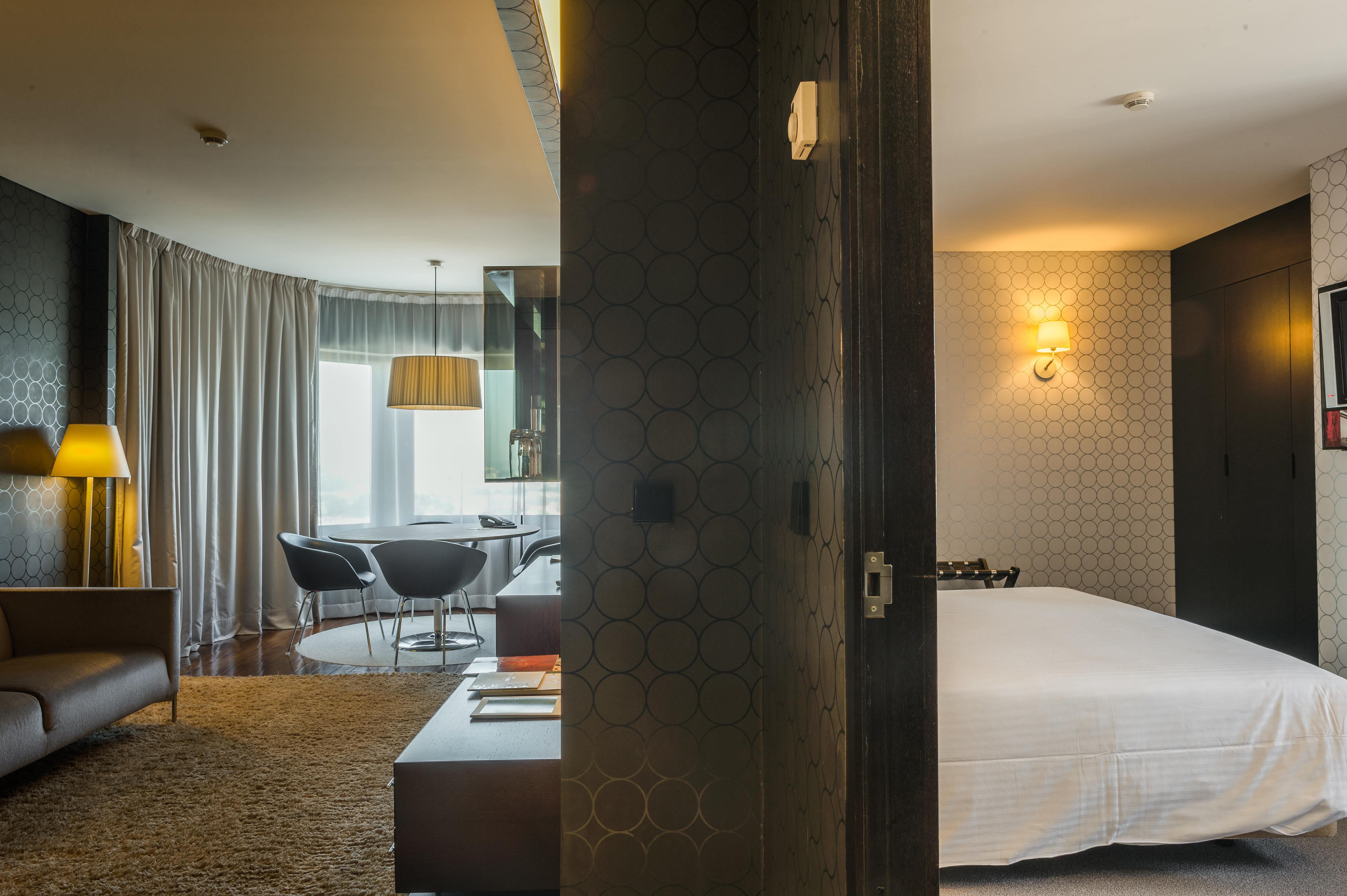 Porto Palacio Hotel By The Editory Εξωτερικό φωτογραφία A suite at the hotel