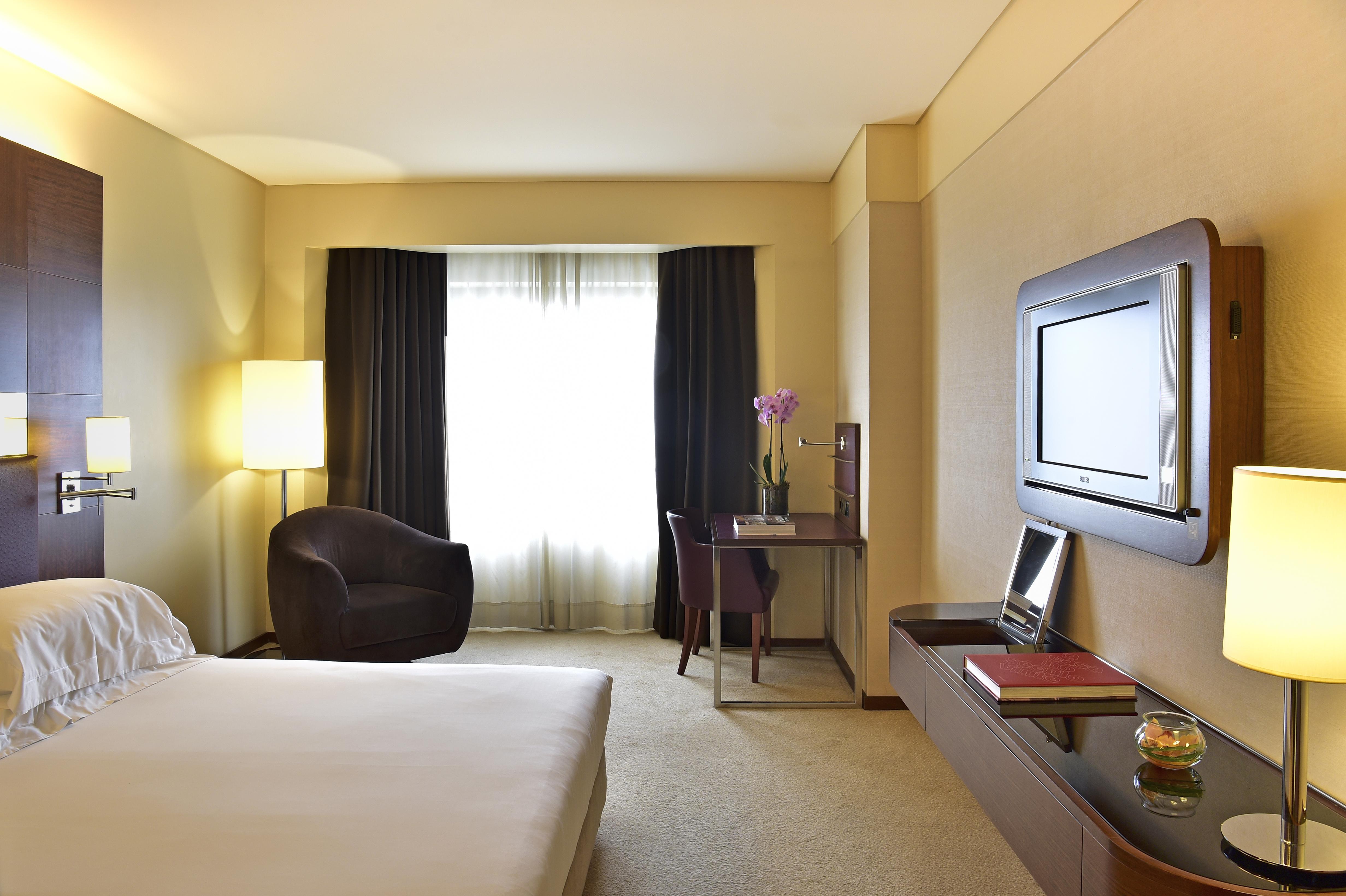 Porto Palacio Hotel By The Editory Εξωτερικό φωτογραφία A room at the Novotel Paris 1