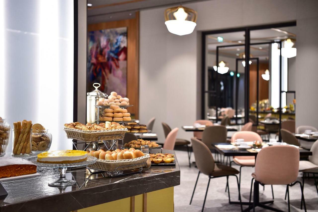 Porto Palacio Hotel By The Editory Εξωτερικό φωτογραφία The lounge at London Heathrow Airport